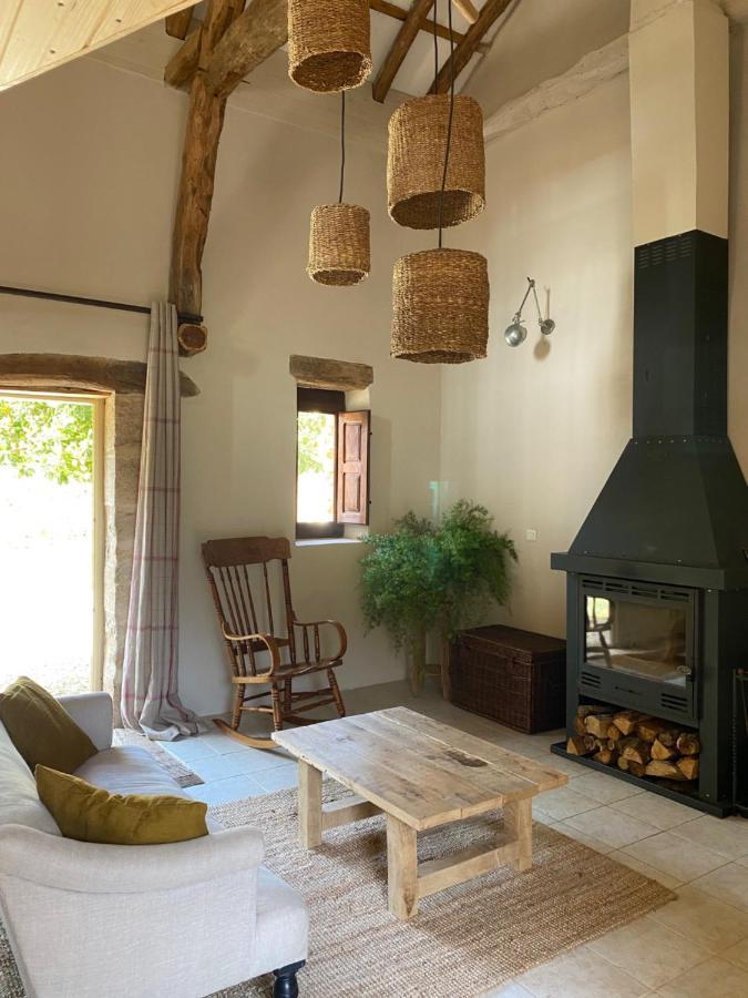Gite Dordogne Perigord Hautefort Ngoại thất bức ảnh
